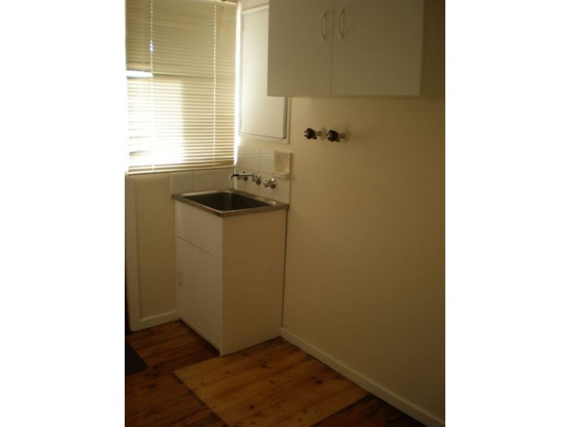 28 Roberts Road, Cranbourne VIC 3977