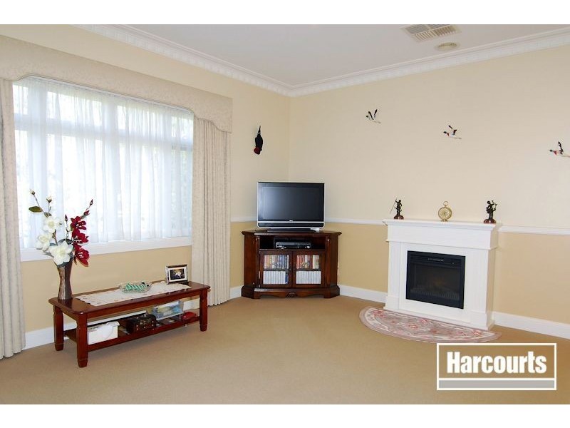 21 Golden Grove Drive, Narre Warren South VIC 3805