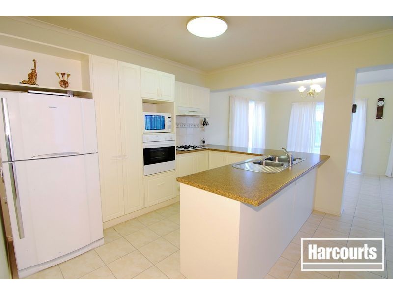 51 Harrington Drive, Narre Warren South VIC 3805
