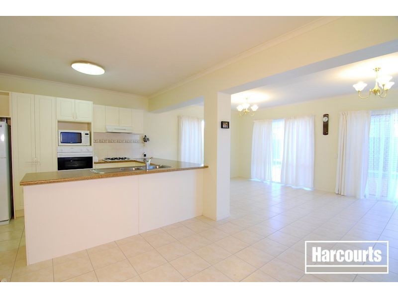 51 Harrington Drive, Narre Warren South VIC 3805