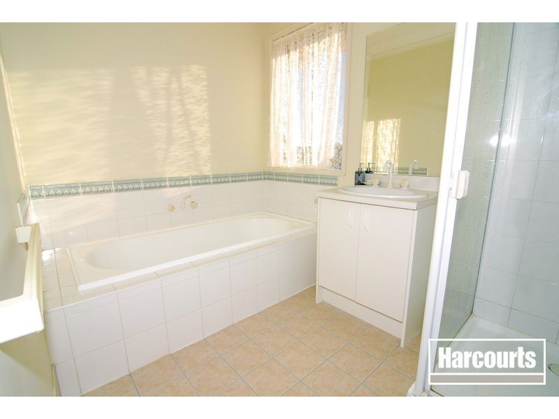 51 Harrington Drive, Narre Warren South VIC 3805