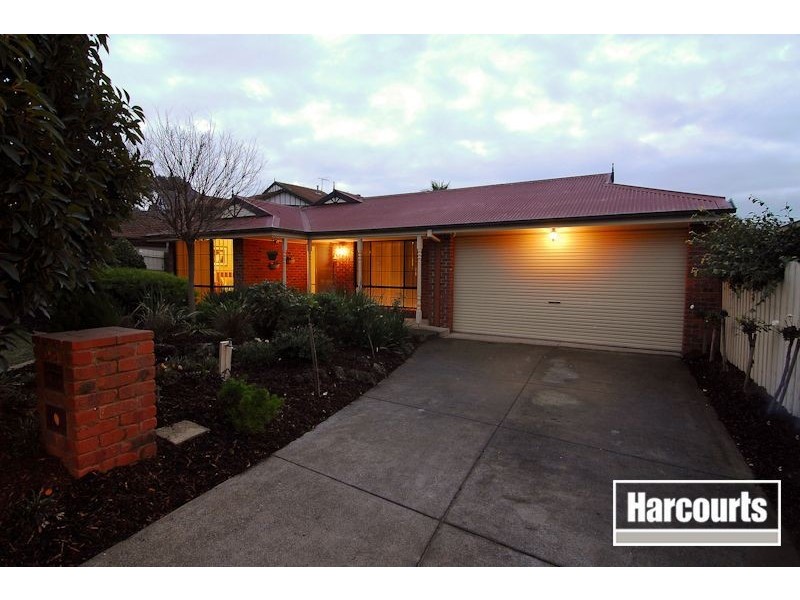 36 Crystal Brook Court, Narre Warren South VIC 3805