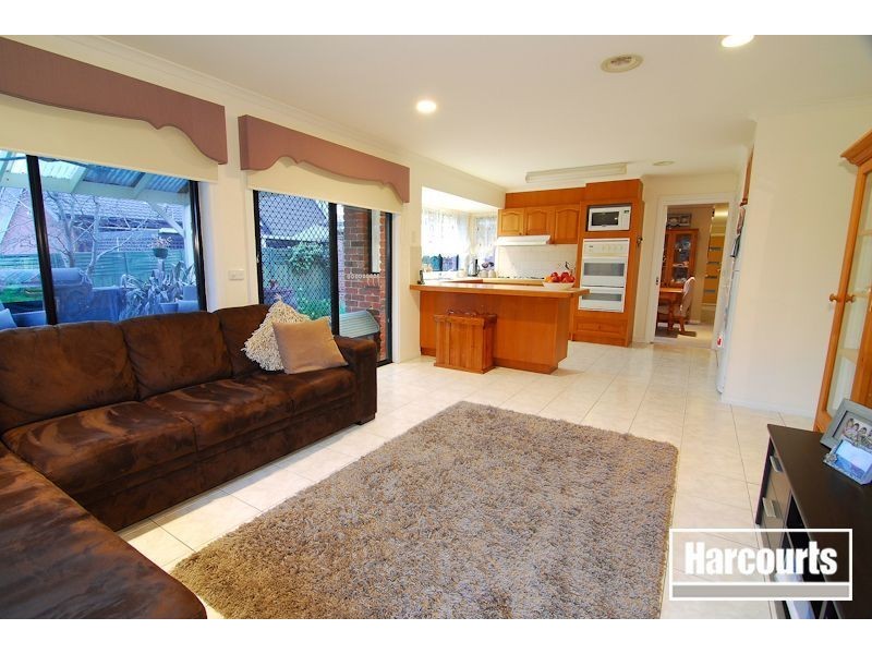 36 Crystal Brook Court, Narre Warren South VIC 3805