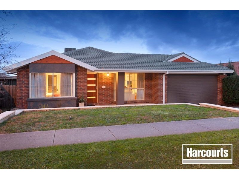 5 Kimbarra Drive, Berwick VIC 3806