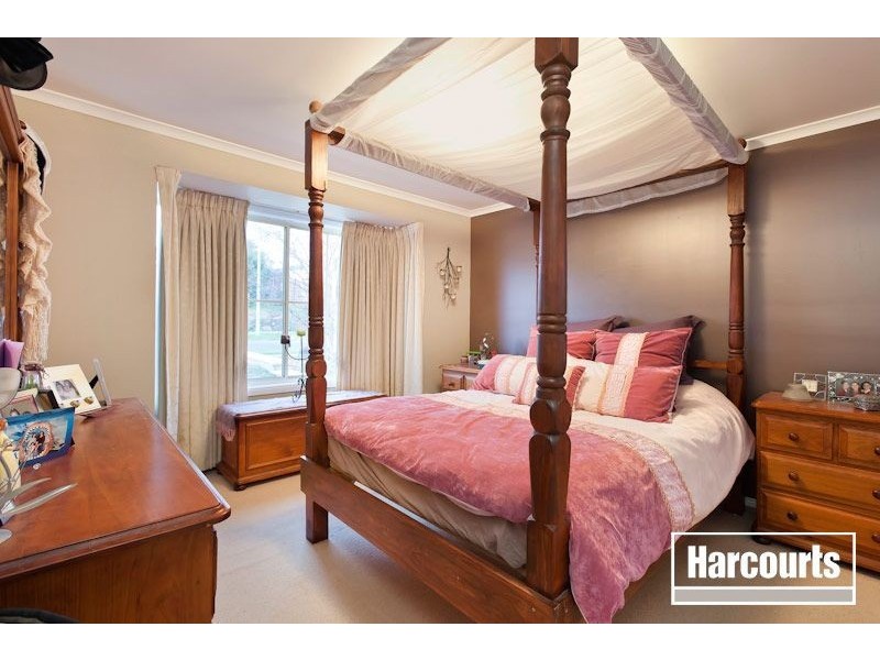 5 Kimbarra Drive, Berwick VIC 3806