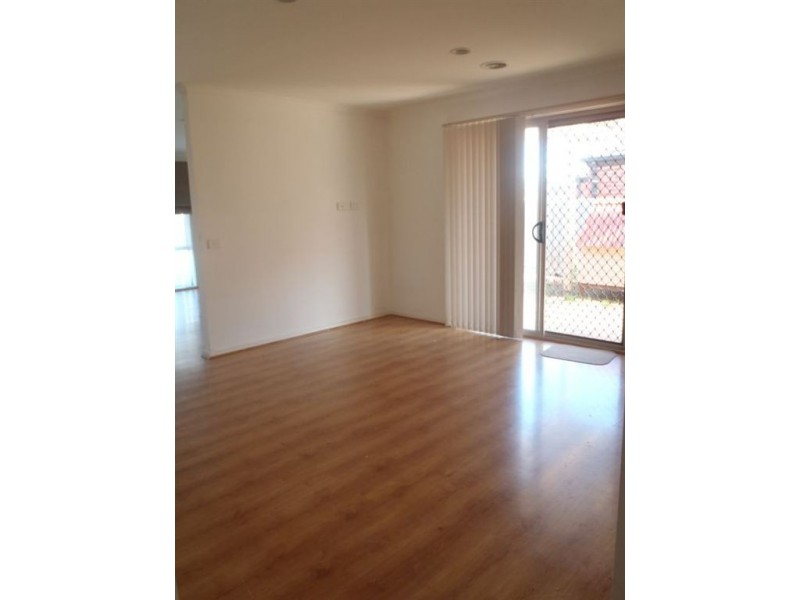 11 Fishburn Place, Cranbourne VIC 3977