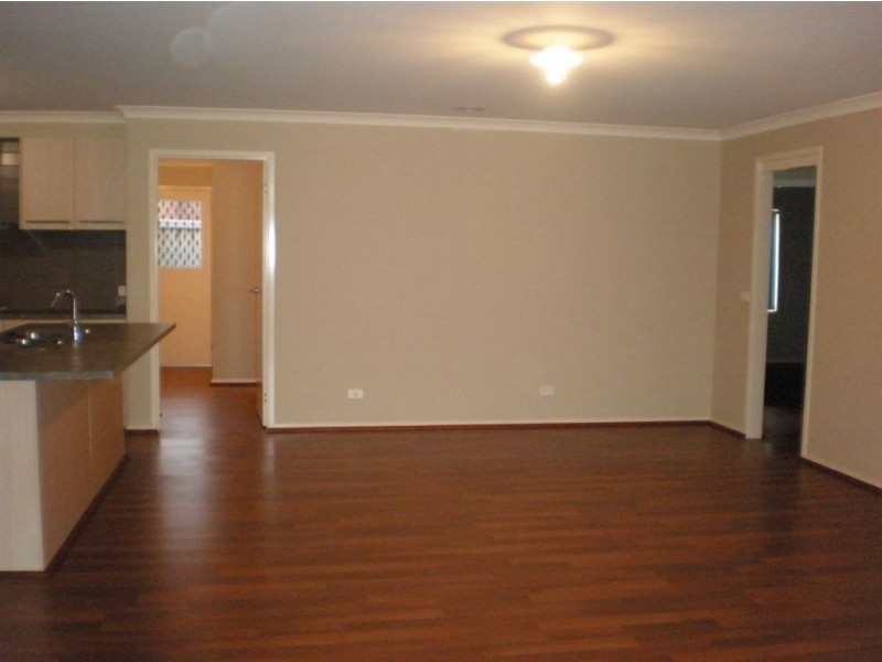 11 Trevino Way, Cranbourne North VIC 3977