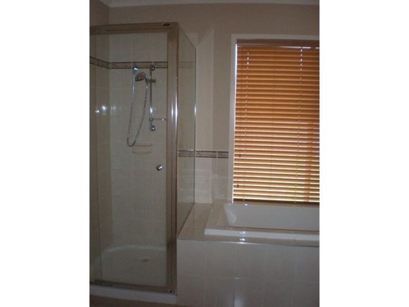 11 Trevino Way, Cranbourne North VIC 3977