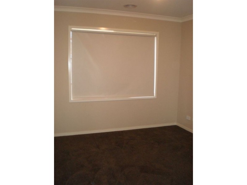 11 Trevino Way, Cranbourne North VIC 3977