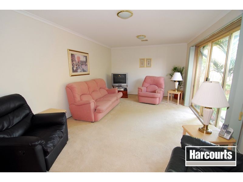 49 Barondi Avenue, Narre Warren VIC 3805