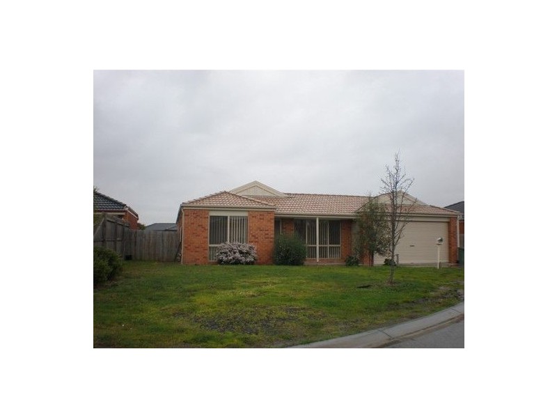 49 Middleham Close, Cranbourne VIC 3977