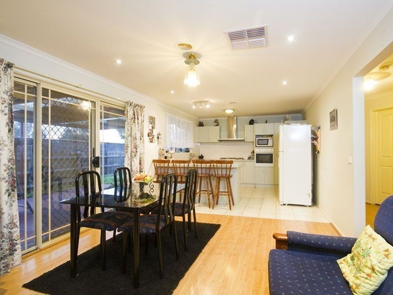 17 Redwood Avenue, Hampton Park VIC 3976