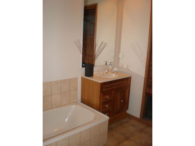 7 Bunerong Court, Narre Warren South VIC 3805