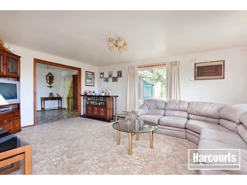 4 Haverstock Hill Close, Endeavour Hills VIC 3802