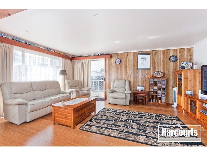 4 Haverstock Hill Close, Endeavour Hills VIC 3802