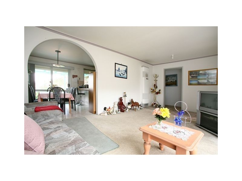 5 Strong Drive, Hampton Park VIC 3976