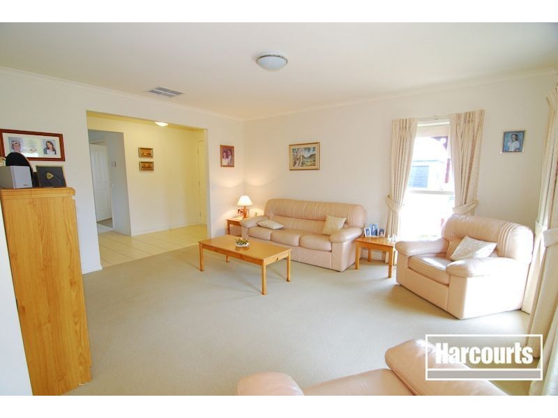 1 St. Maximin Court, Narre Warren South VIC 3805