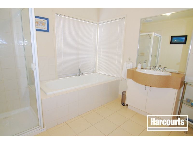 1 St. Maximin Court, Narre Warren South VIC 3805