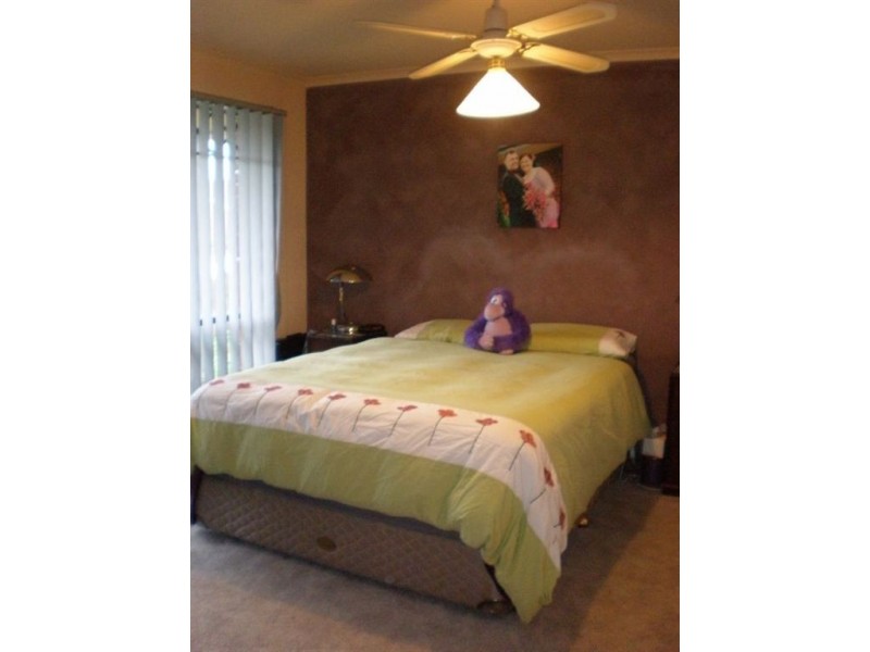 12 Chadbourn Place, Narre Warren South VIC 3805