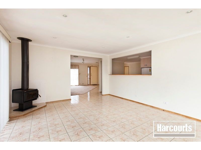 1 Enoch Rise, Hallam VIC 3803
