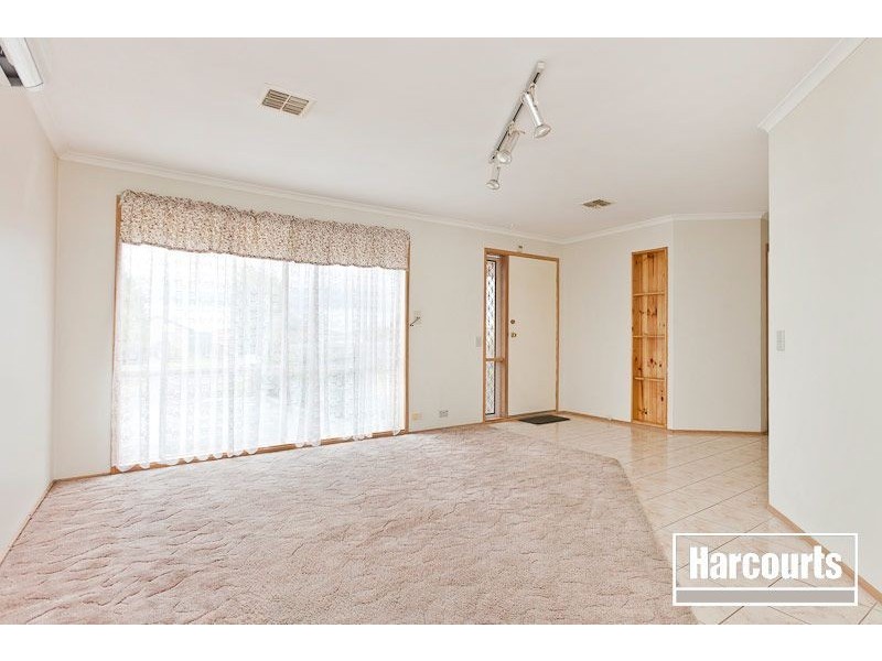 1 Enoch Rise, Hallam VIC 3803