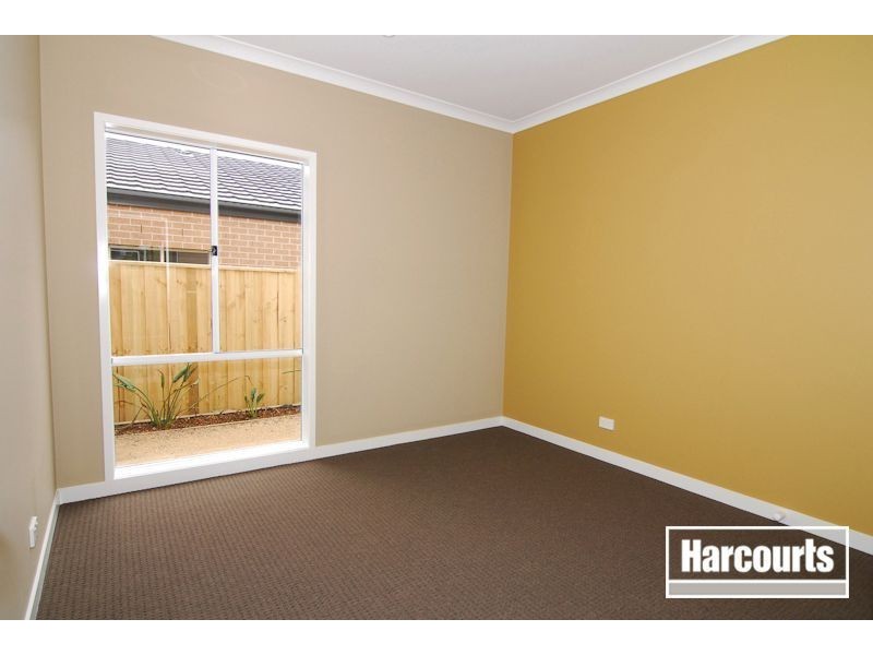 1026 She Oak Place, Cranbourne North VIC 3977