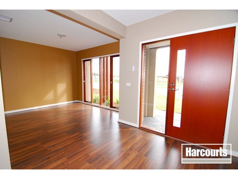 1028 Nature Circuit, Cranbourne North VIC 3977