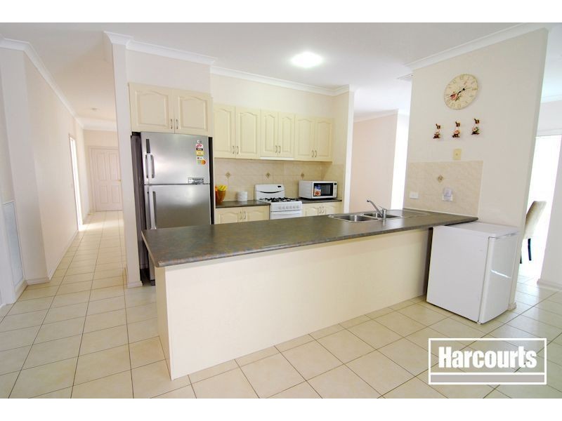 5 Vezelay Court, Narre Warren South VIC 3805