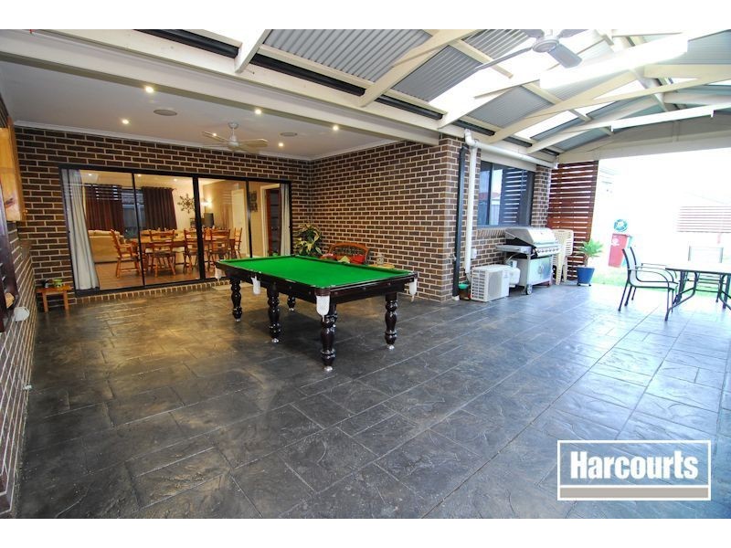 36 Bronson Circuit, Cranbourne North VIC 3977