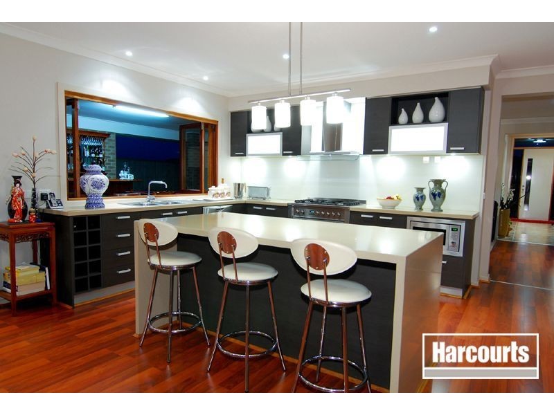 34 Vert Avenue, Narre Warren South VIC 3805