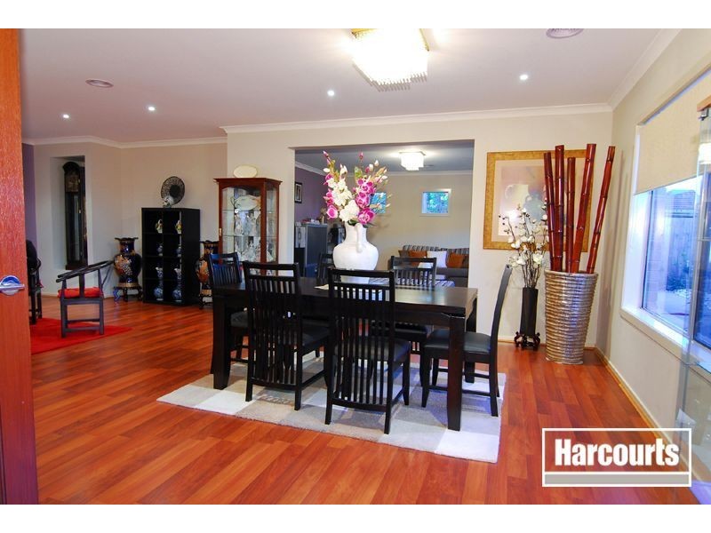 34 Vert Avenue, Narre Warren South VIC 3805