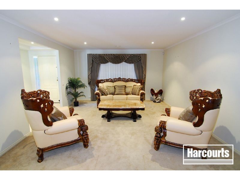 727 Glasscocks Road, Narre Warren South VIC 3805