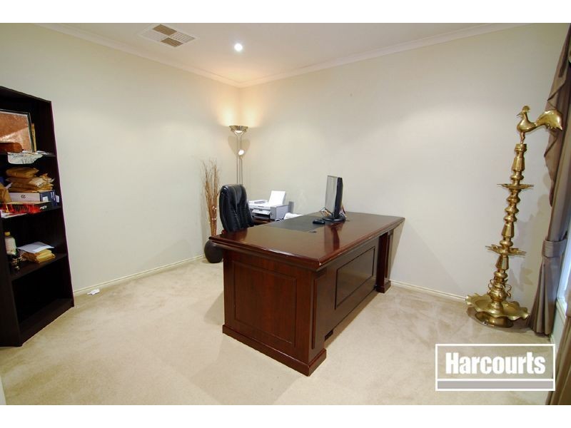 727 Glasscocks Road, Narre Warren South VIC 3805