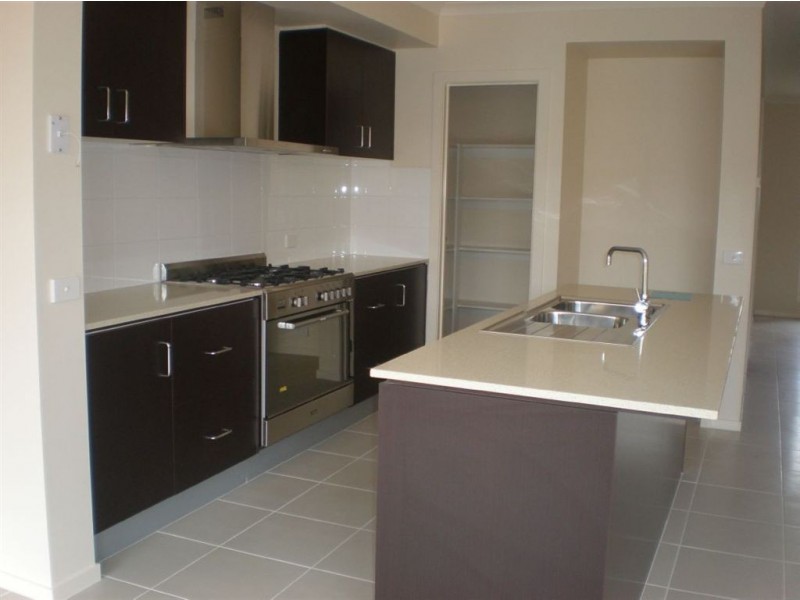 Lot 1061 Mannavue Boulevard, Cranbourne North VIC 3977