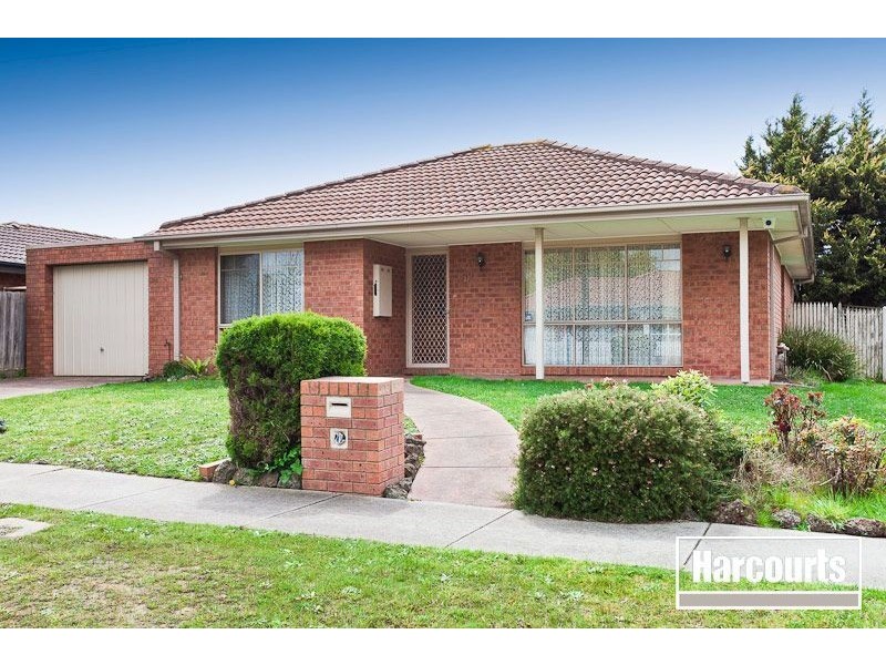 48 Maculata Drive, Cranbourne West VIC 3977