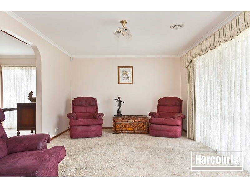 48 Maculata Drive, Cranbourne West VIC 3977