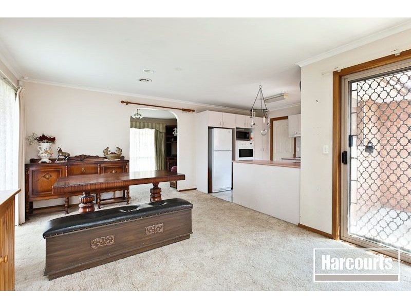 48 Maculata Drive, Cranbourne West VIC 3977