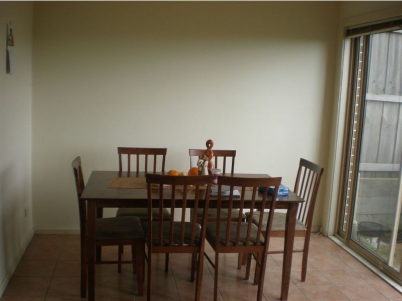 3/52 Shinners Avenue, Berwick VIC 3806