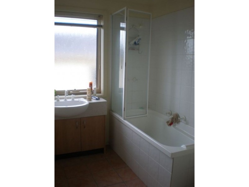 3/52 Shinners Avenue, Berwick VIC 3806