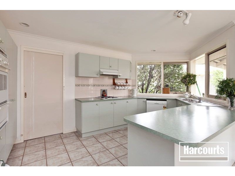 2 Fairmead Place, Narre Warren South VIC 3805