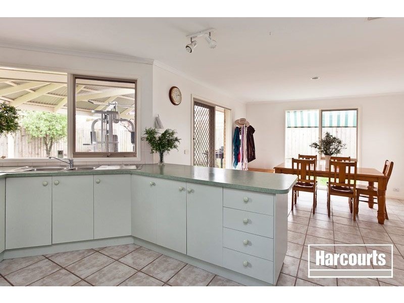 2 Fairmead Place, Narre Warren South VIC 3805