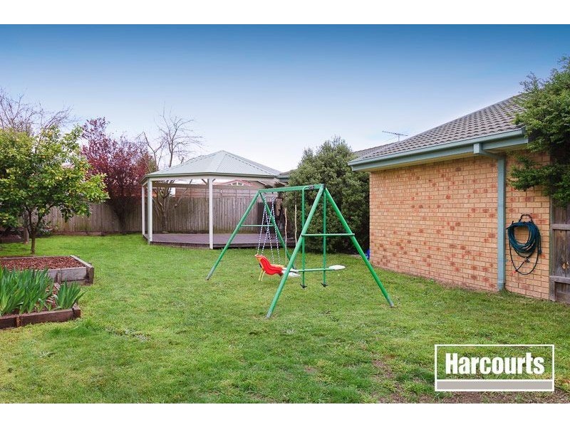 2 Fairmead Place, Narre Warren South VIC 3805