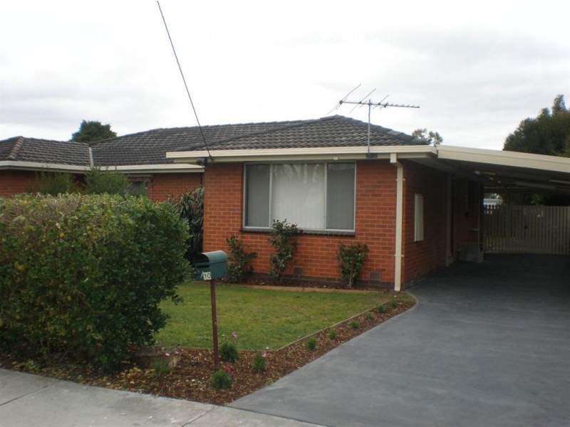 2/10 Shrives Road, Narre Warren VIC 3805