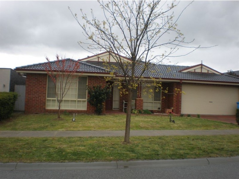 44 Golden Grove Drive, Narre Warren South VIC 3805
