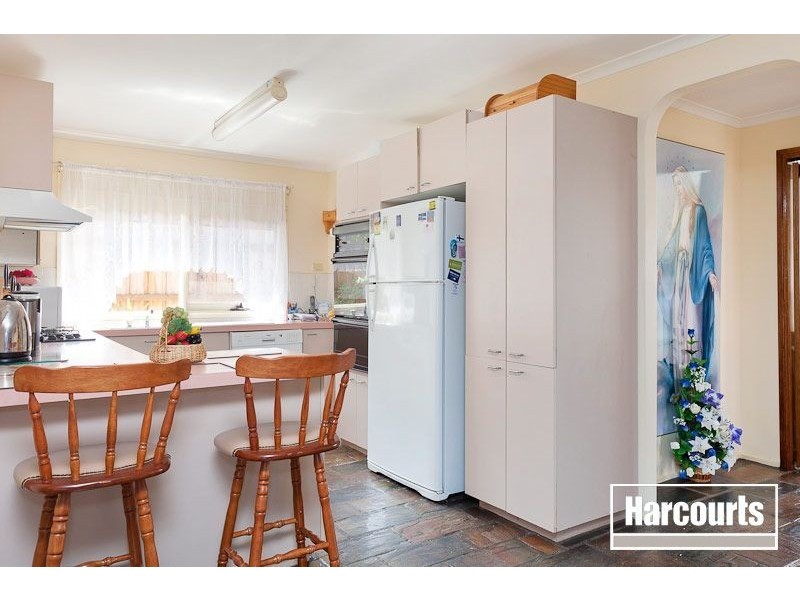 10 Yew Court, Cranbourne North VIC 3977