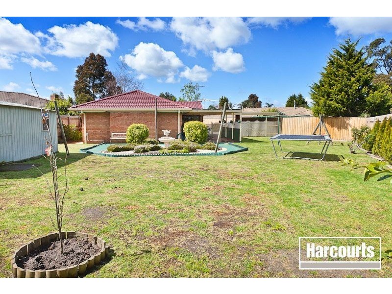 10 Yew Court, Cranbourne North VIC 3977