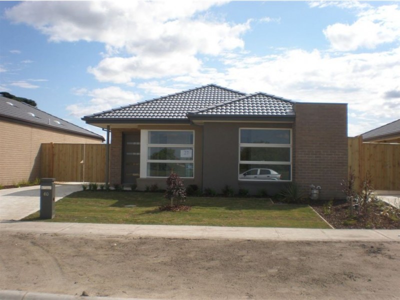 60 Aleppo Place, Cranbourne VIC 3977