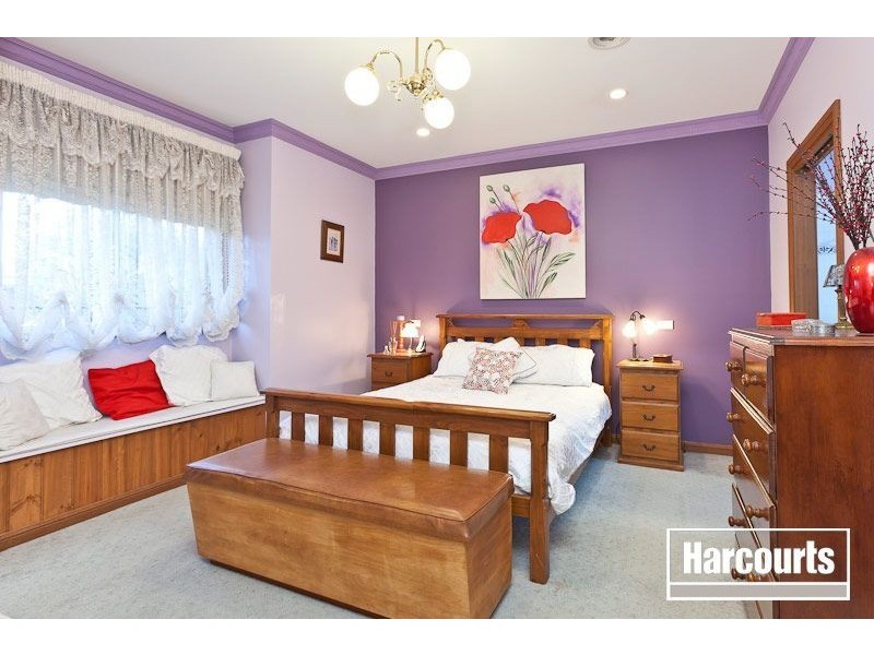 28 Fern Way, Narre Warren South VIC 3805