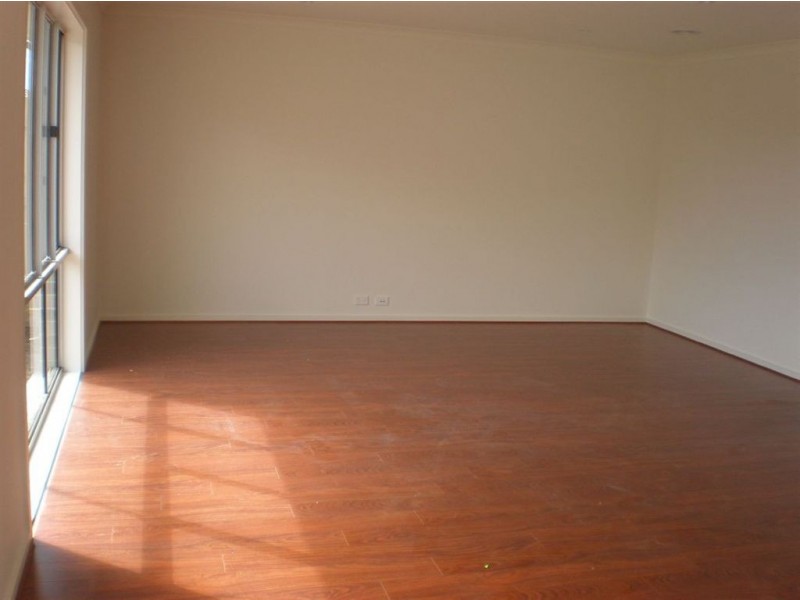 62 Aleppo Place, Cranbourne VIC 3977