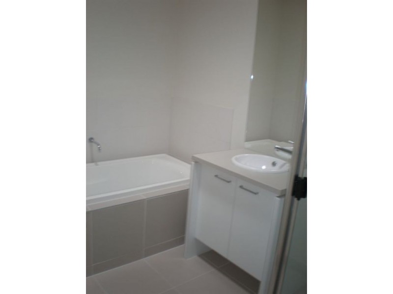 66 Aleppo Place, Cranbourne VIC 3977